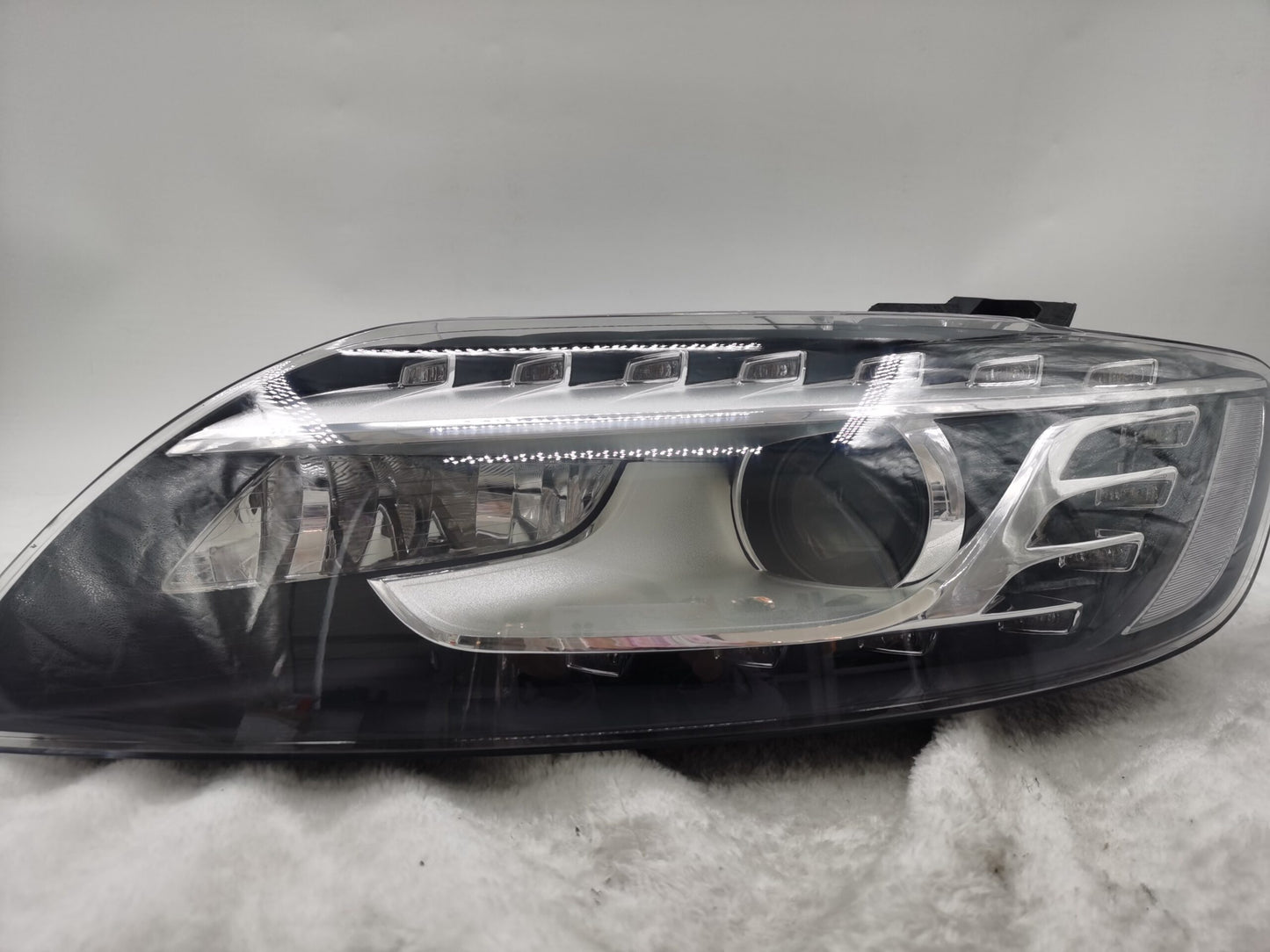 AUDI Q7 4LB 2010-2015 XENON LED Left Hand Side HEADLIGHT ASSEMBLY
