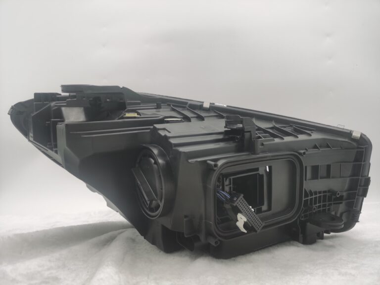 Mercedes-Benz C-CLASS W206 2021-2023 LED Left Hand Side HEADLIGHT ASSEMBLY