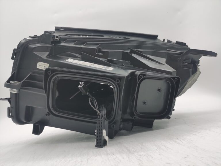 Mercedes-Benz GLC-CLASS W253 2015-2018 LED RIGHT HAND SIDE Headlight Assembly