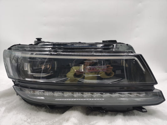 VOLKSWAGEN TIGUAN 2017-2020 LED RIGHT HAND SIDE HEADLIGHT ASSEMBLY