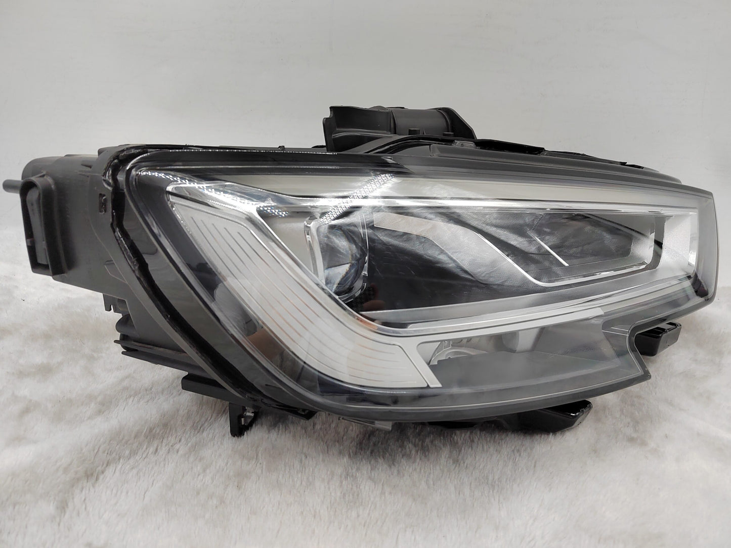AUDI A3 RS3 8V 2016-2019 LED RIGHT HAND SIDE HEADLIGHT ASSEMBLY