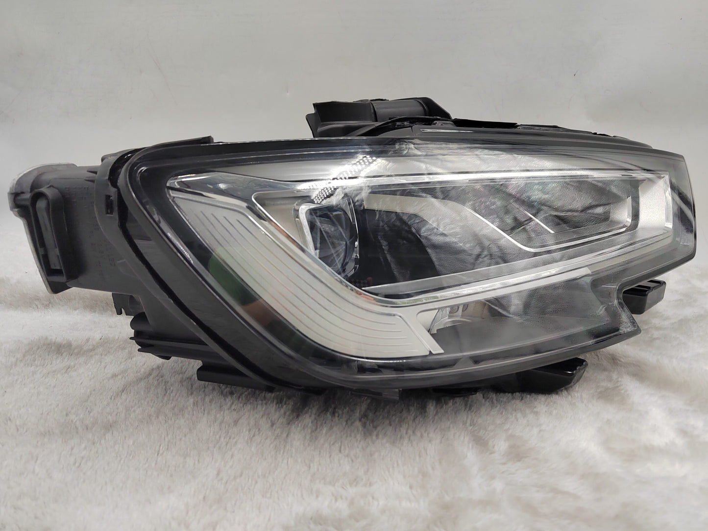 AUDI A3 RS3 8V 2016-2019 LED RIGHT HAND SIDE HEADLIGHT ASSEMBLY