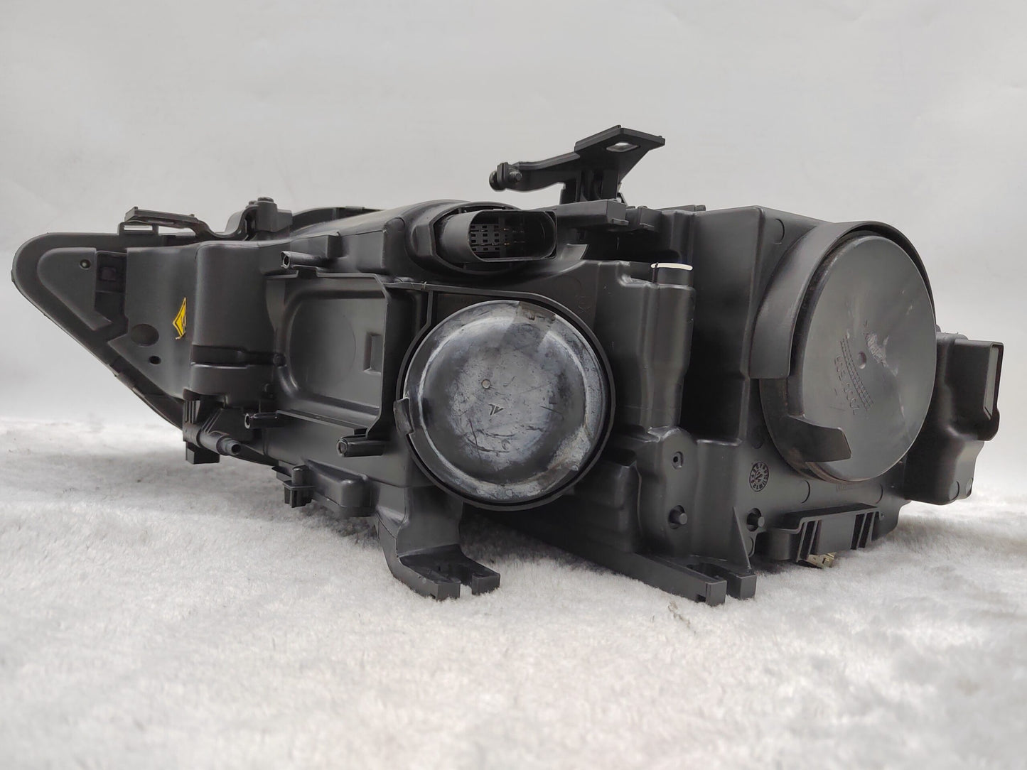 AUDI A4 B8 2011-2014 XENON RIGHT HAND SIDE HEADLIGHT ASSEMBLY