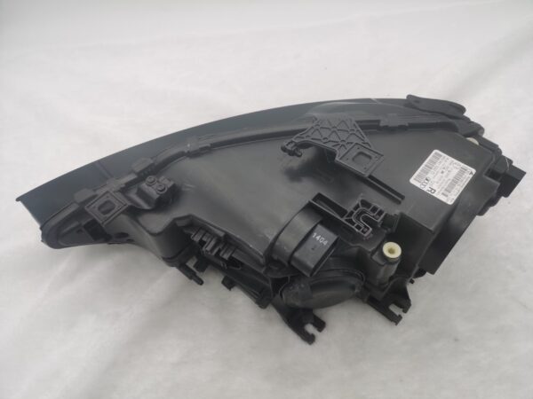 Audi A4 B8 2011-2014 XENON RIGHT HAND SIDE HEADLIGHT ASSEMBLY