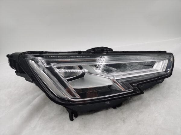 Audi A4 B9 2015-2019 LED RIGHT HAND SIDE HEADLIGHT ASSEMBLY