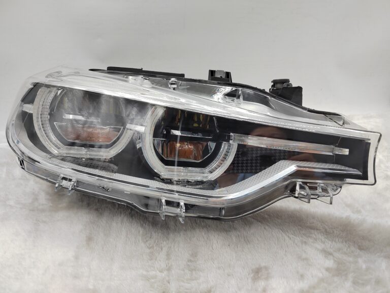 BMW 3 SERIES 2015-2018 ADAPTIVE LED RIGHT HAND SIDE HEADLIGHT ASSEMBLY