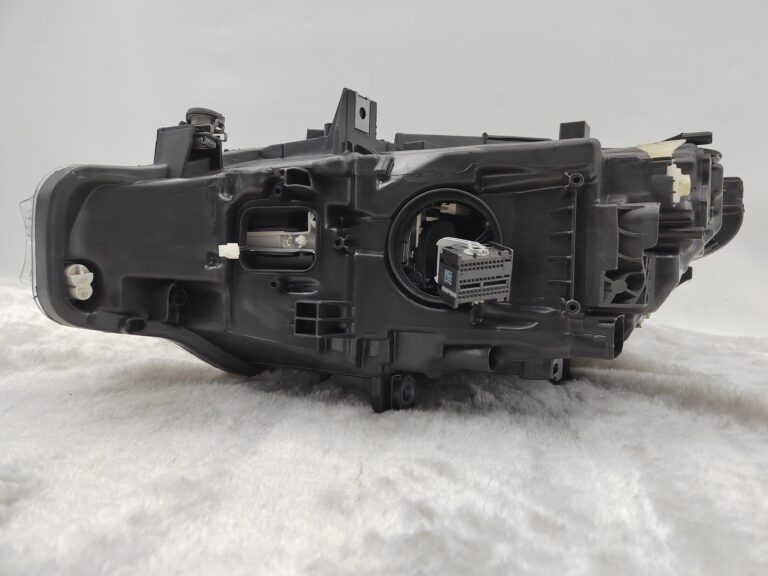 BMW 3 SERIES 2015-2018 ADAPTIVE LED RIGHT HAND SIDE HEADLIGHT ASSEMBLY