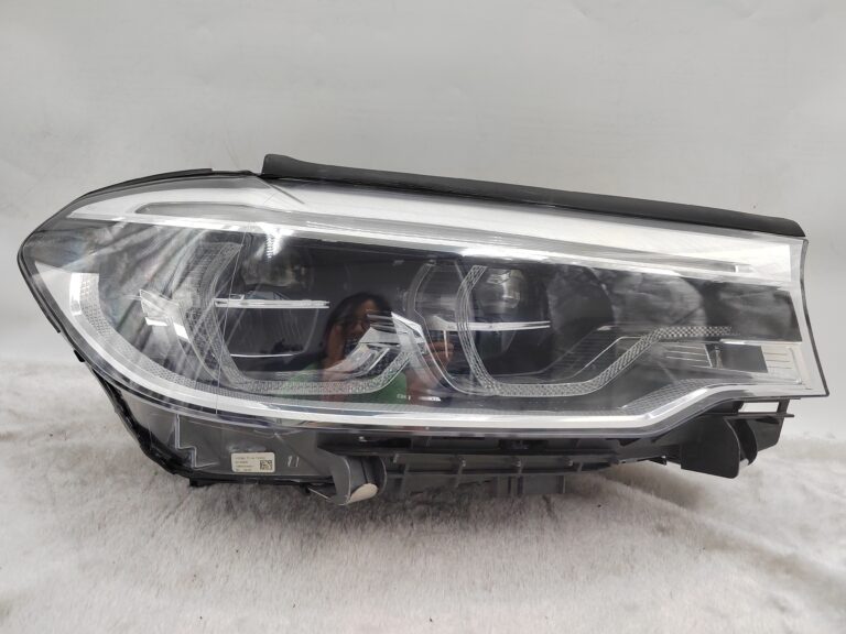 BMW 5 SERIES G30 G31 2017-2019 LED RIGHT HAND SIDE HEADLIGHT ASSEMBLY