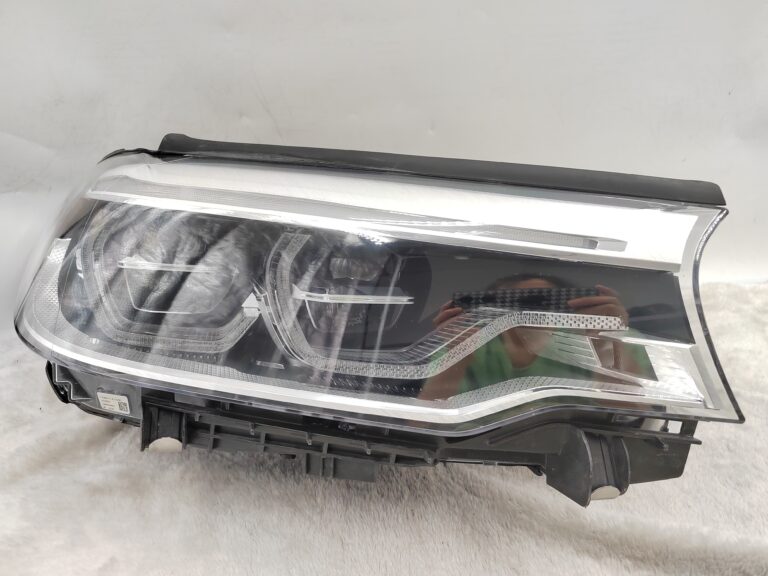 BMW 5 SERIES G30 G31 2017-2019 LED RIGHT HAND SIDE HEADLIGHT ASSEMBLY