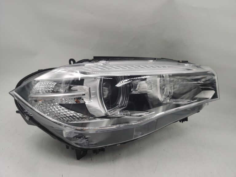 BMW X5 F15 X6 F16 2014-2017 XENON Right Hand Side Headlight Assembly