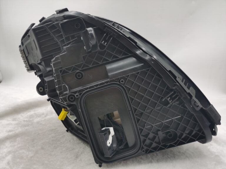 Mercedes-Benz C-CLASS W205 2018-2020 LED RIGHT HAND SIDE HEADLIGHT ASSEMBLY