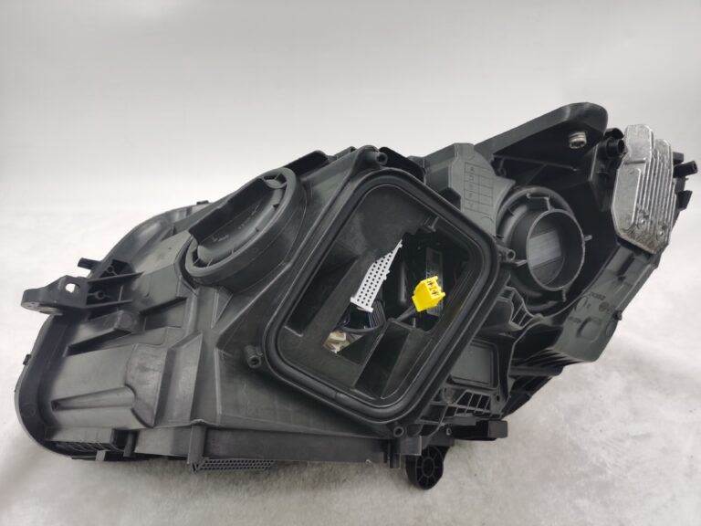 Mercedes-Benz C-CLASS W205 2018-2020 LED RIGHT HAND SIDE HEADLIGHT ASSEMBLY