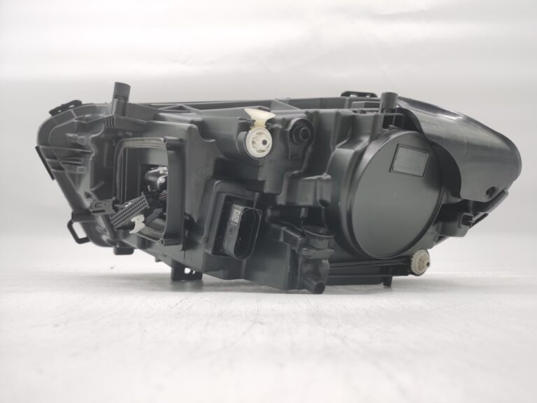 Mercedes-Benz A-CLASS W177 2018-2021 LED RIGHT HAND SIDE HEADLIGHT ASSEMBLY