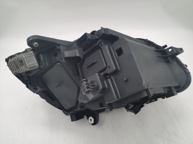 Mercedes-Benz C-CLASS W205 2014-2017 LED+XENON Left Hand Side Headlight Assembly