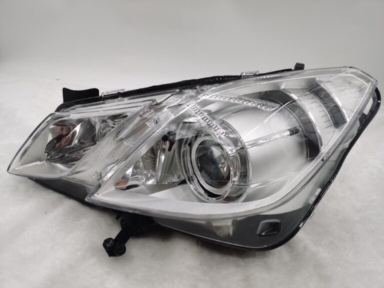 Mercedes-Benz E-CLASS W207 2009-2012 XENON Left Hand Side HEADLIGHT ASSEMBLY