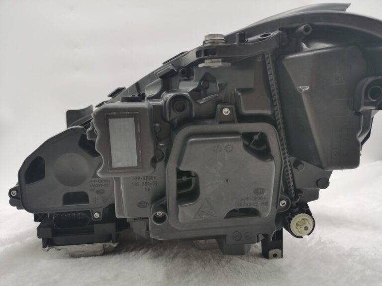 Mercedes-Benz E-CLASS W207 2013-2015 LENS LED Right Hand Side HEADLIGHT ASSEMBLY